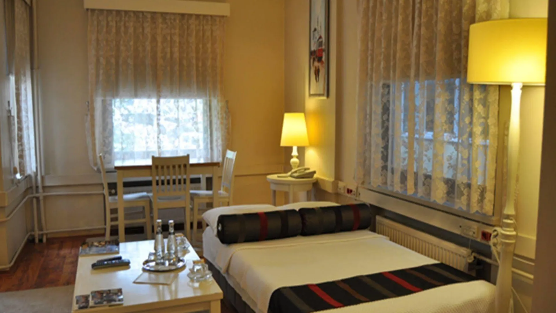 Away Suites Istanbul 3*,
